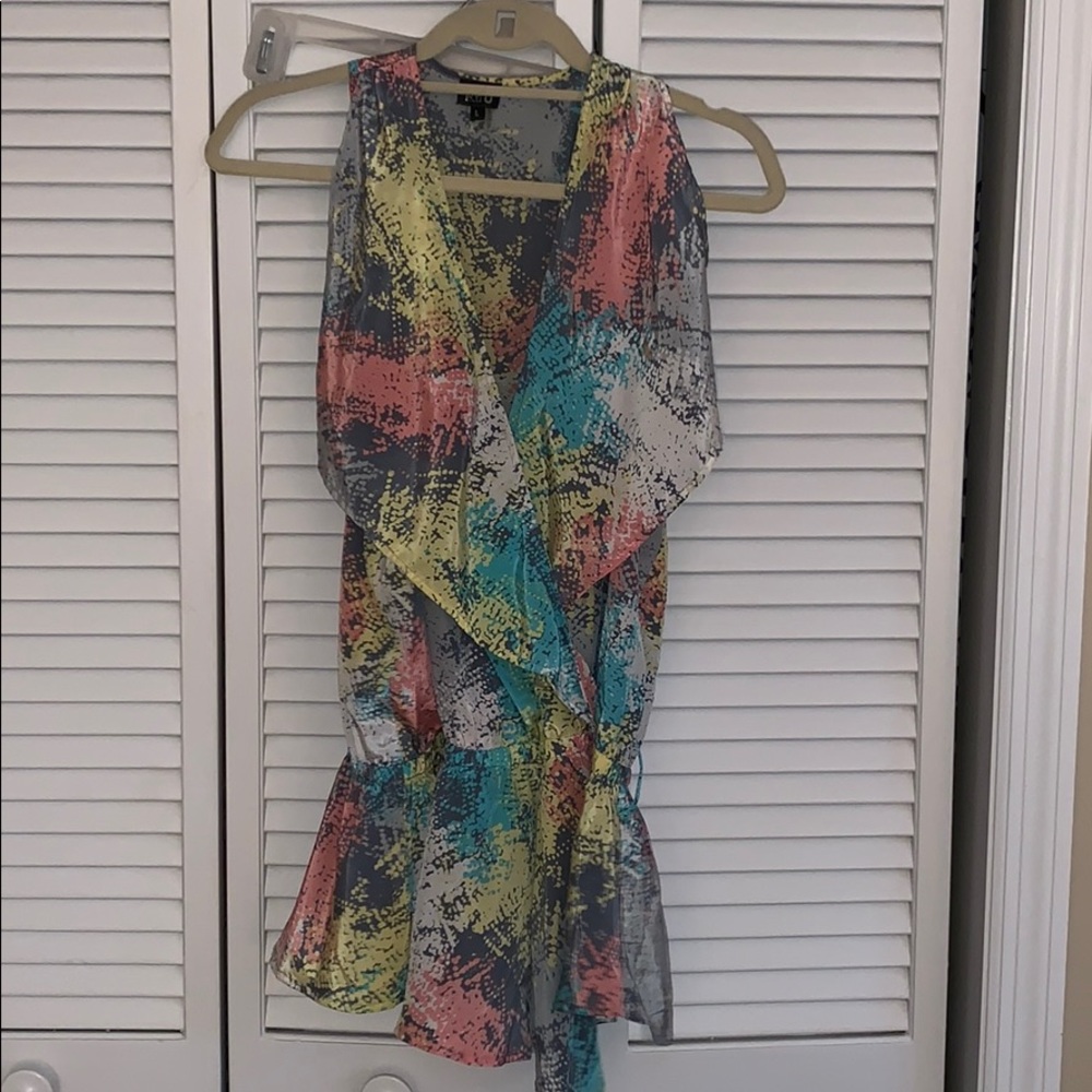 Very J colorful peplum top